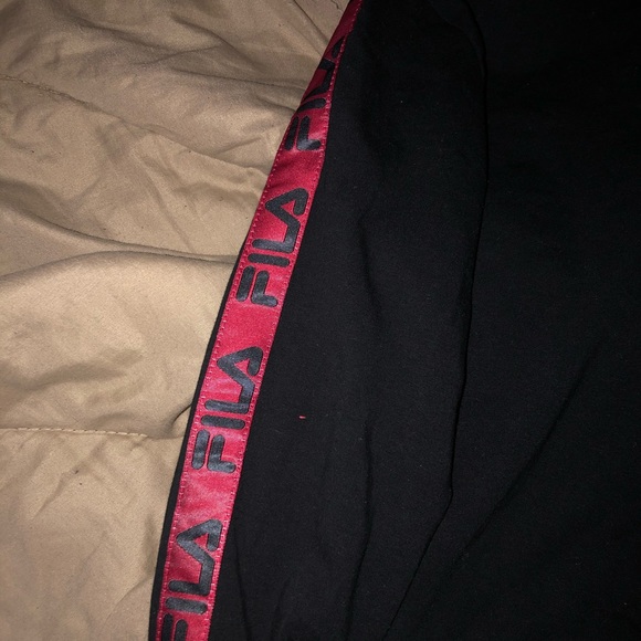 File Crop Top Sweater - Picture 2 of 2